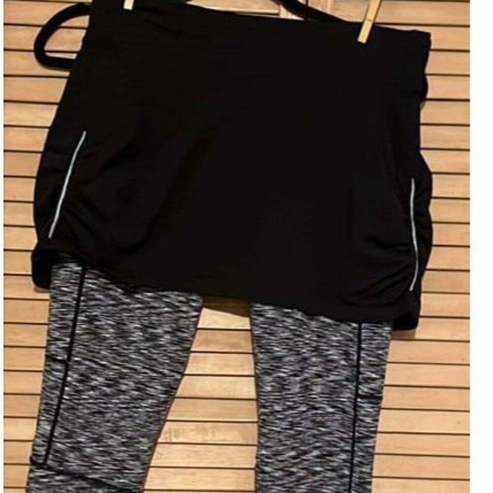 Athleta Be Free Skirt w/Leggings Women's SZ M/Donation-Charity SAle